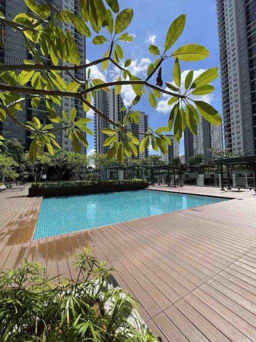 Cinema, Karaoke, Swimming Pool, Near Klcc *