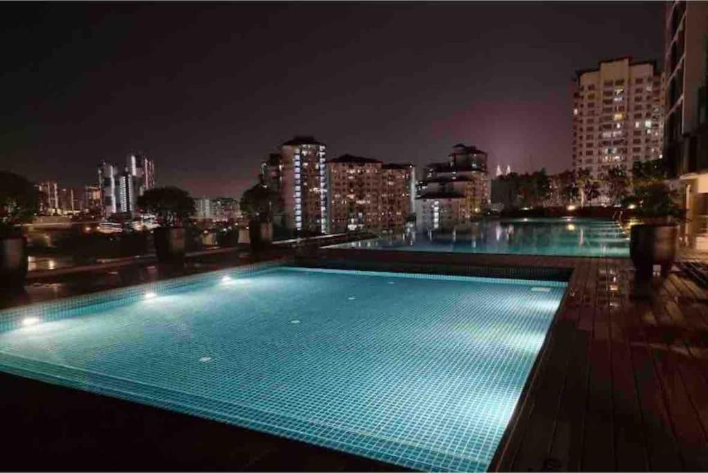 Cinema, Karaoke, Swimming Pool, Near Klcc * Kuala Lumpur